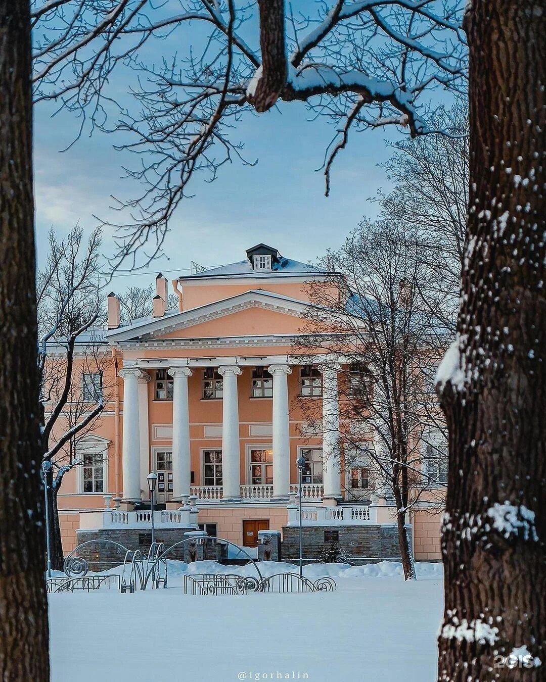 Отдел дворец. Отдел дворец. Отдел дворец. Дворец бракосочетания 1 на английской набережной санкт-петербург. Дворец бракосочетания (загс) выборгского района.