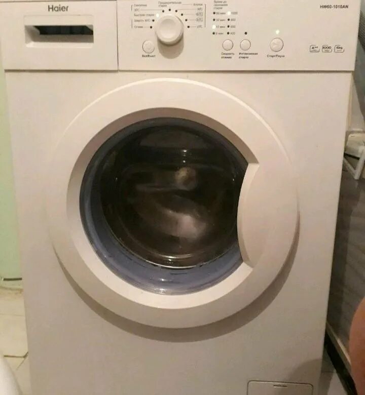 Стиральная машина хайер hw60 1010an. Стиральная машина haier hw60-1211n. Hw60-1010an крышка бака. Стиральная машина haier 1010an. Стиральная машина haier 1010an.