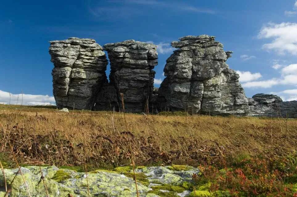 Жизнь в пермском крае. Гора Кваркуш Пермский край. Хребет Кваркуш Пермский край. Плато Кваркуш. Северный Урал, плато Кваркуш.