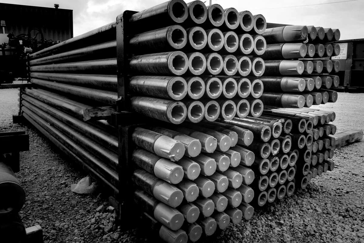 Drilling pipes