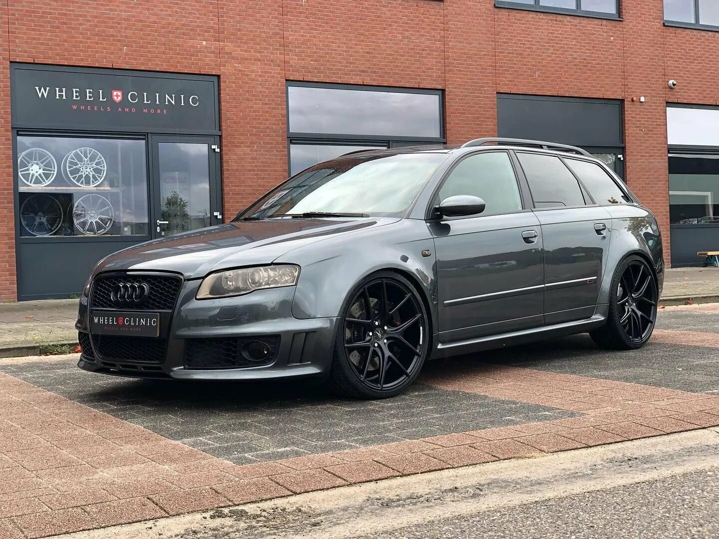 B 5 b 7 b 2