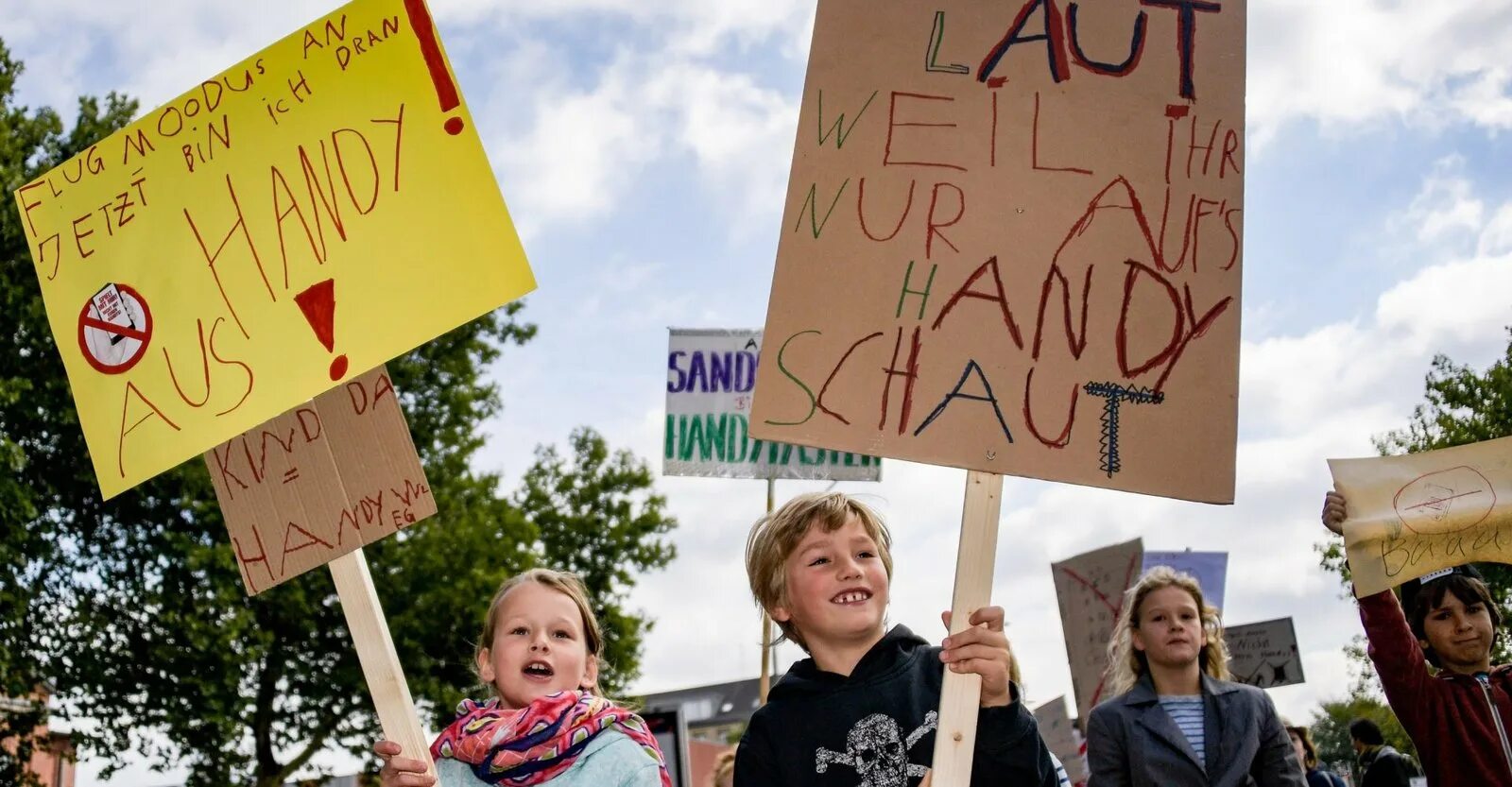 Общество против детей. Общество против детей. Школьный буллинг. Юношеская агрессия. Буллинг в школе.
