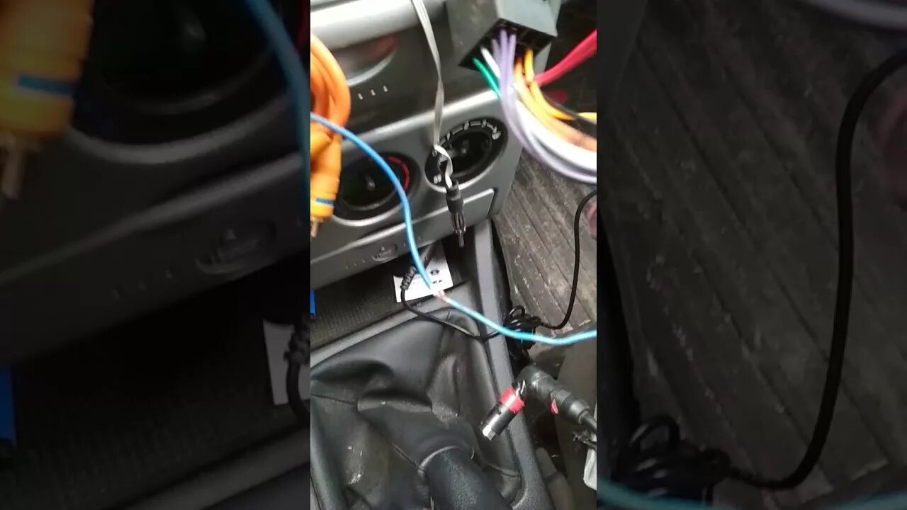 На приоре сел аккумулятор. Неправильное подключение магнитолы на приоре высаживает аккумулятор. магнитола на приоре высаживает аккумулятор. магнитола сажает аккумулятор приора причины. за ночь сел аккумулятор на приоре.
