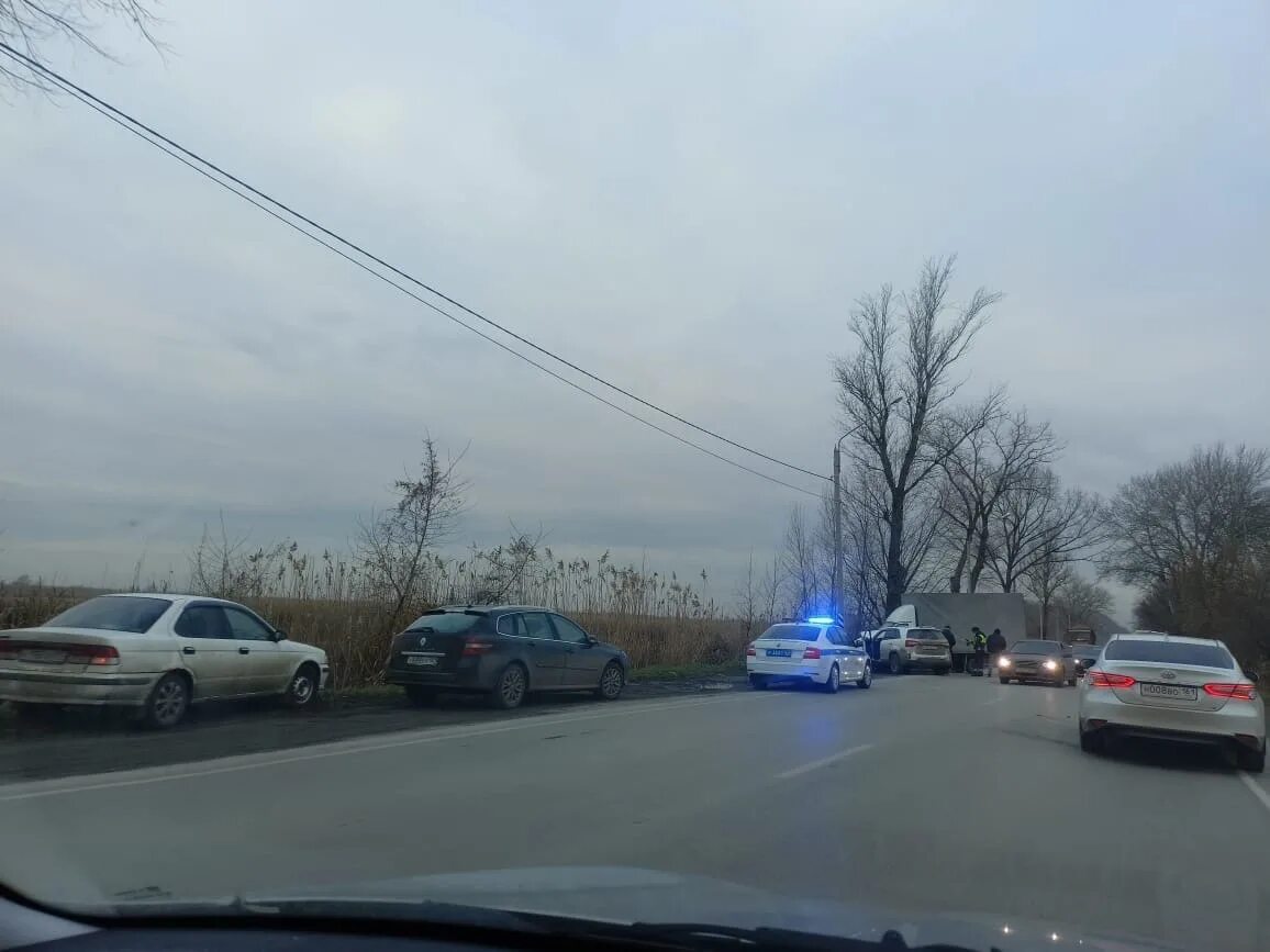 Авария в Ростове на Левобережной. ДТП Левобережное Ростов на Дону. Аварии на левом берегу Ростов.