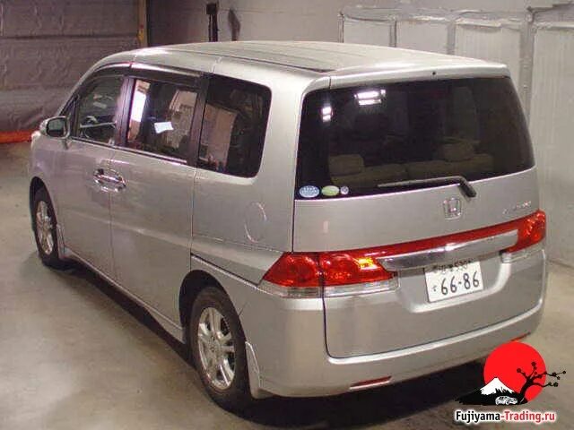 Хонда степвагон ошибка. Хонда степвагон 2006. honda stepwagon 2025. honda stepwagon с люком. honda stepwagon 2106.