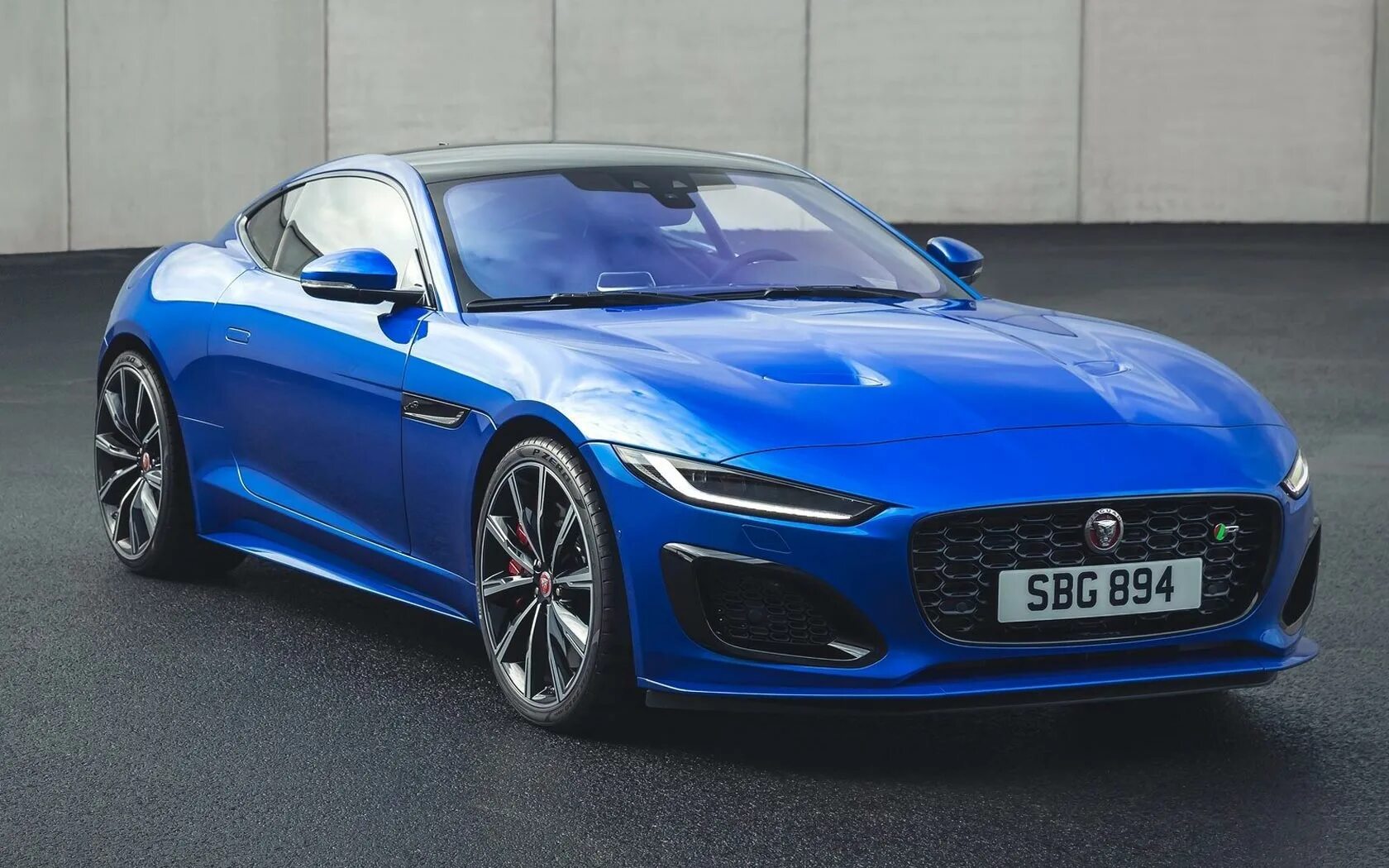 И тайп 2025. Ягуар f type 2025. jaguar f-type coupe 2025. ягуар ф тайп 2025. ягуар купе 2025.