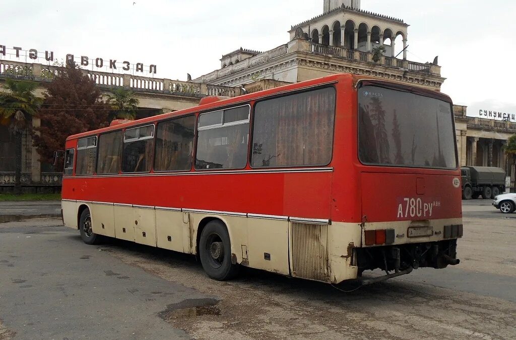 Икарус 250 Абхазии. Ростов Сухум автобус. Автобус Сухум. Сухум Фотобус.