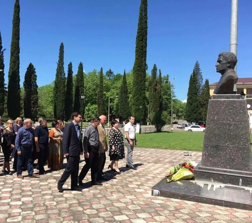 Ткварчели. Погода в ткуарчале. Город-призрак ткварчели или ткуарчал. Ткуарчале абхазия. Мост над рекои аалдзга.