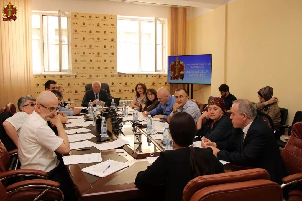 Адвокатская палата экзамен. Адвокатская палата экзамен. Квалификационный экзамен на адвоката чашин. Адвокатская палата экзамен. Квалификационная комиссия адвокатов.
