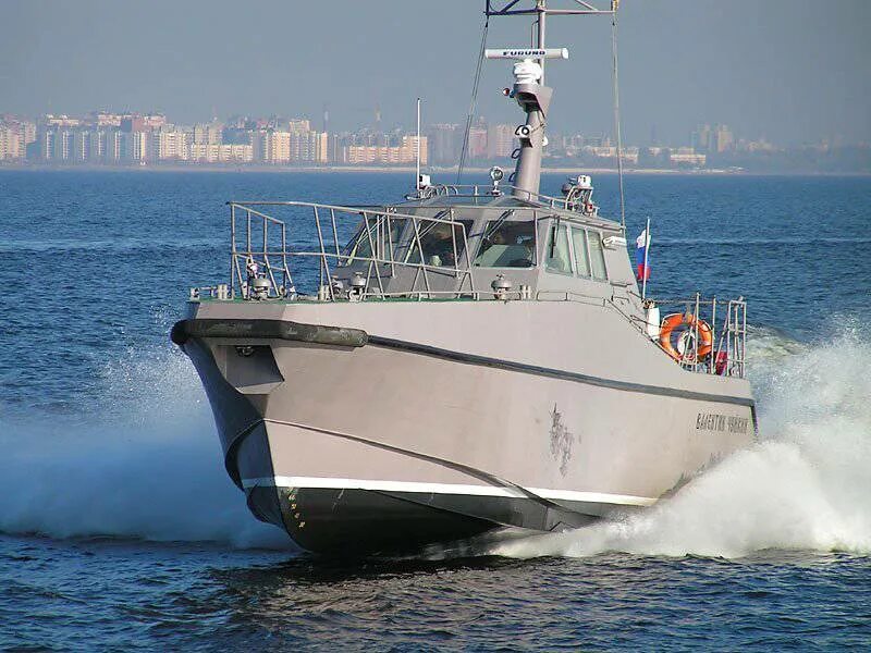 Катер гарпун 545. Сарган 1100м катер. Катер сарган проекта 1100м. Патрульный катер сарган. Сарган катер росгвардии.