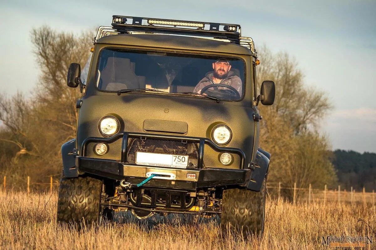 Уаз-452 буханка off road. Уаз буханка тюнинг фото. Уаз 452 буханка тюнингованный. Уаз 452 буханка. Тюнинговый уаз буханка.