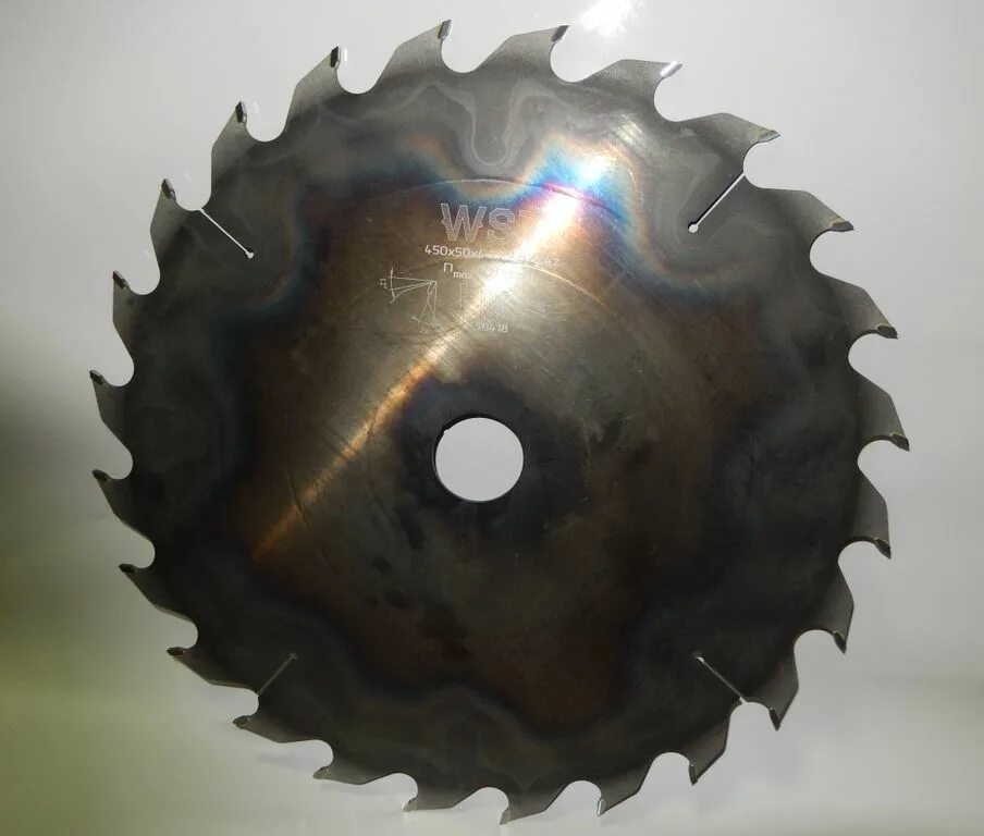 Заточка диска циркулярной пилы с напайками. Диск для заточки дисковых пил с твердосплавными напайками. Пила круглая дисковая. Диск твердосплавный по металлу 255 макита. Диск по дереву с твердосплавной напайкой intertool.