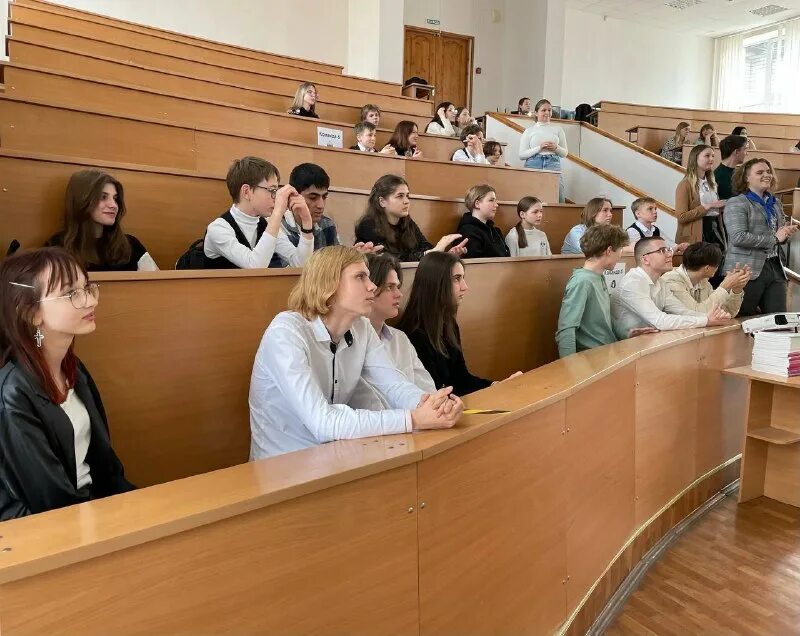 факультет физики ниу вшэ. деканат фтии где в академии. выпускники института. институт информационных и информационных технологий самгту. дгпу факультет математики и информатики.