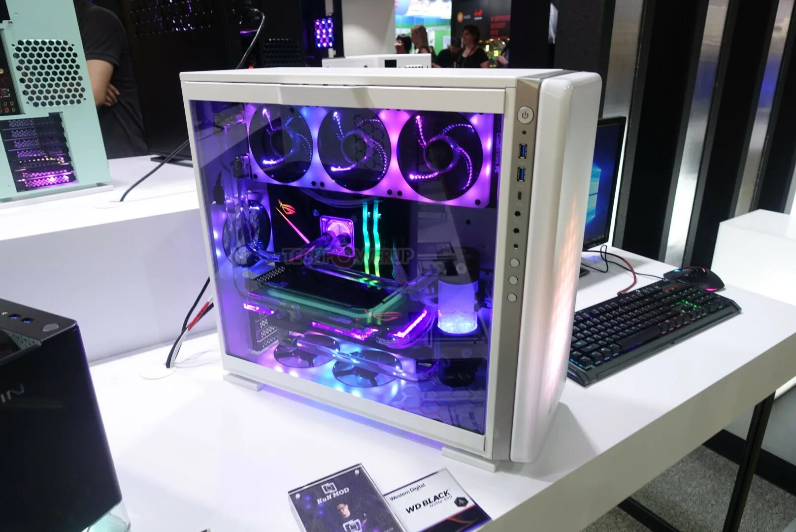 Computex 2022. Кастомные компьютеры. Computex 2024. Computex 2024. Computex 2024.