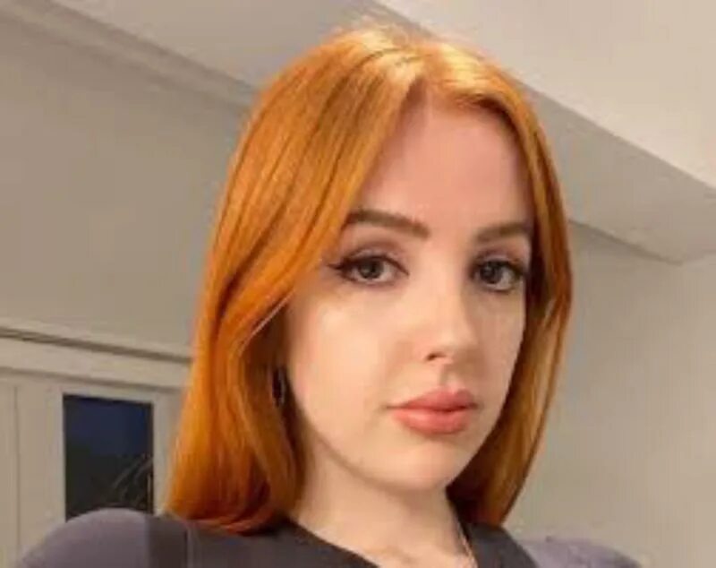 Scarlet файл. Scarlett jones. scarlett jones (скарлетт джонс). скарлет джонс 18. scarlet jones 2025.