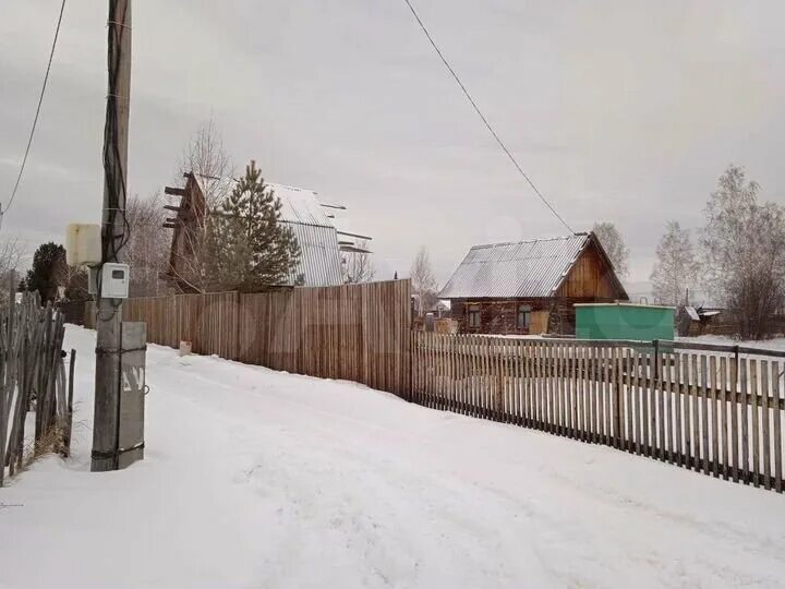 Совхоз без хозяина. Дома в совхозе сибиряк.