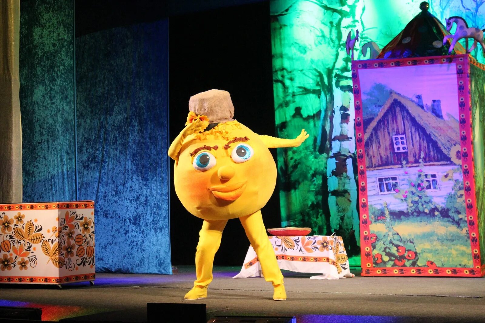 таланты ростовской области известные. ростовский-на-дону академический молодежный театр. спектакль колобок нижний новгород. младенец напрокат спектакль. детские спектакли в ростове.