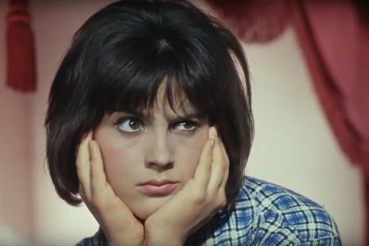 Варлей пленница. Варлей пленница. Кавказская пленница варлей. Варлей пленница. Варлей пленница.