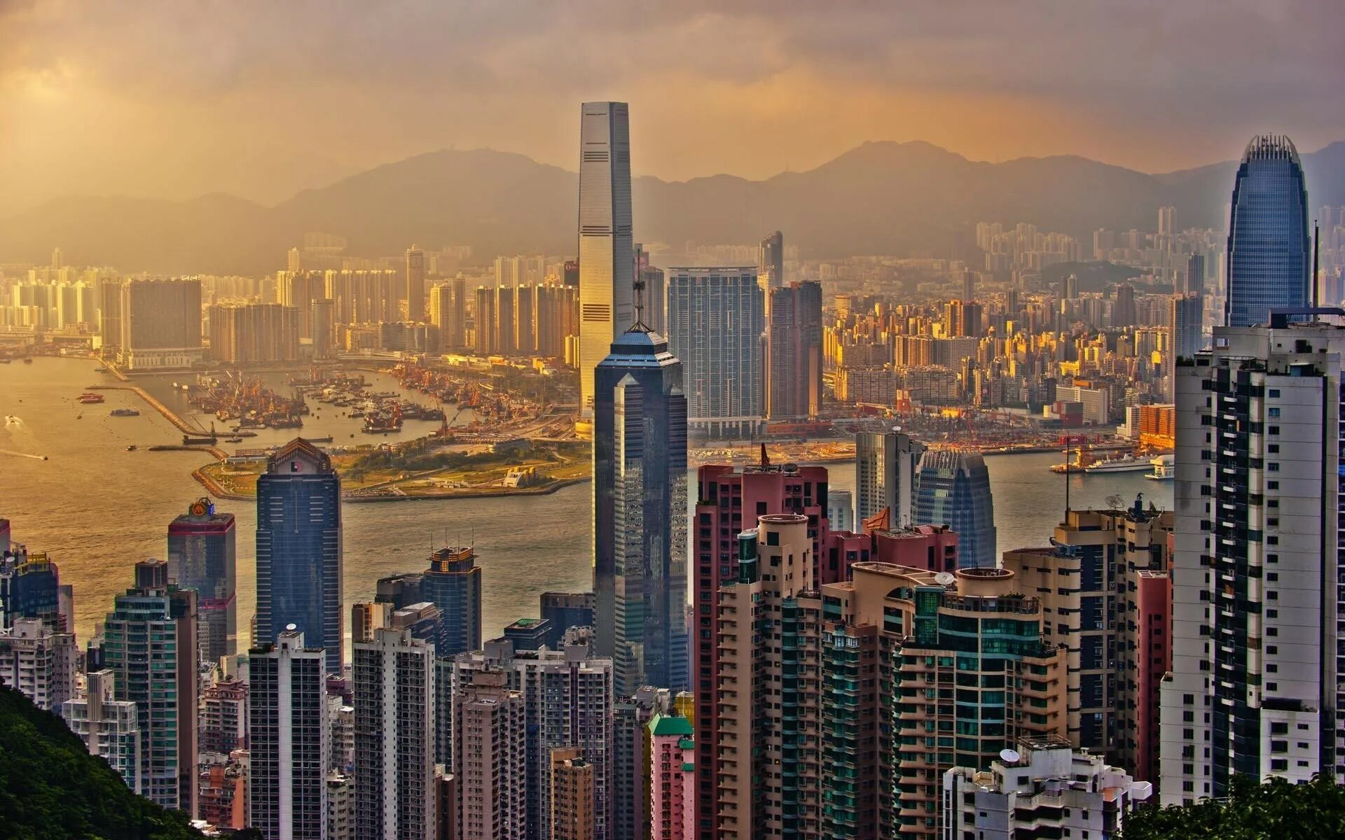 Небоскребы гонконга. Мегалополис Сянган. Гонг Конг столица. Hong Kong Китая. Гонконг небоскребы.