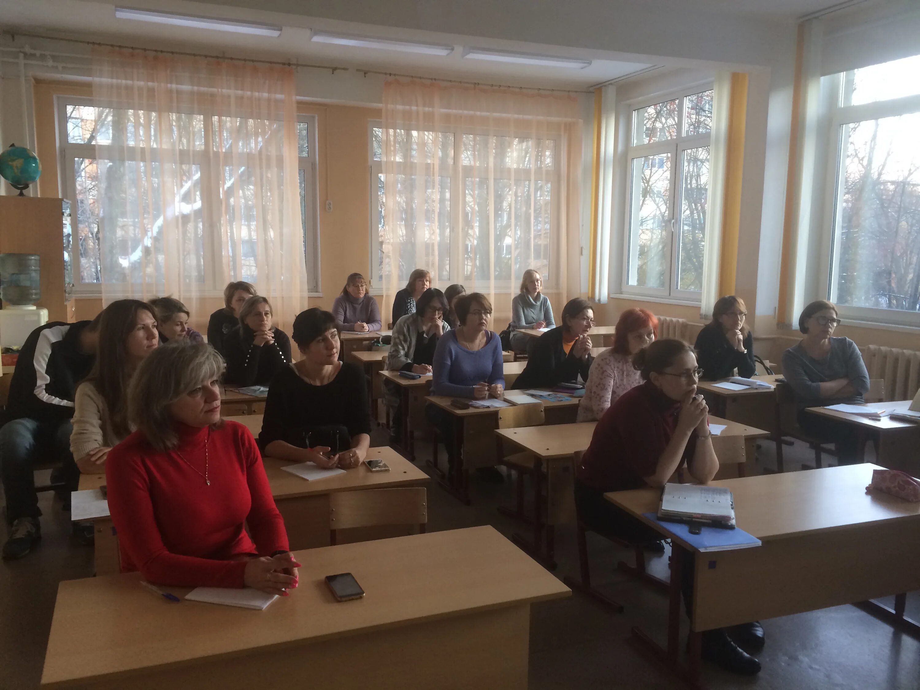 собрание методического объединения. лицей 144 учителя математики. методическое заседание учителей начальных классов. методическое заседание учителей начальных классов. заседание методического объединения в школе.