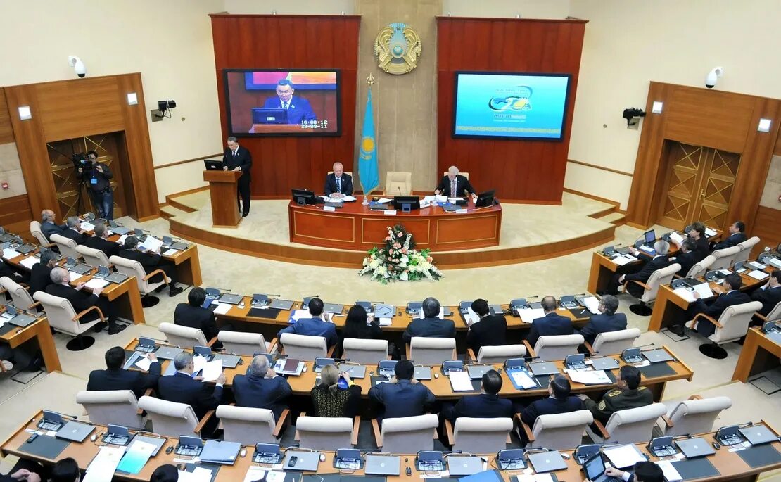 Парламент казахстана. Заседание мажилиса парламента рк. Здание сенат парламента казахстана. Мажилис и сенат в казахстане. Нижняя палата парламента казахстана.