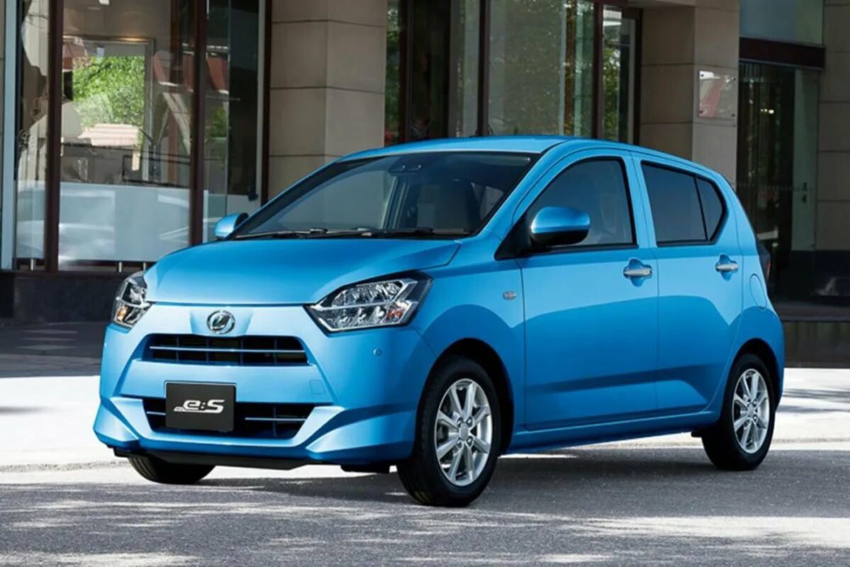 Бюджетные японские автомобили. Datsun go plus. Ниссан датсун 2015. Бюджетные японские автомобили. Бюджетные японские автомобили.