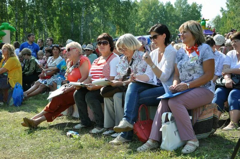 Погода в молчаново томской области. Село Молчаново Томская область. Население Молчаново Томской области. Головещенко Молчаново Томской области. Томская область село Молчаново численность населения.