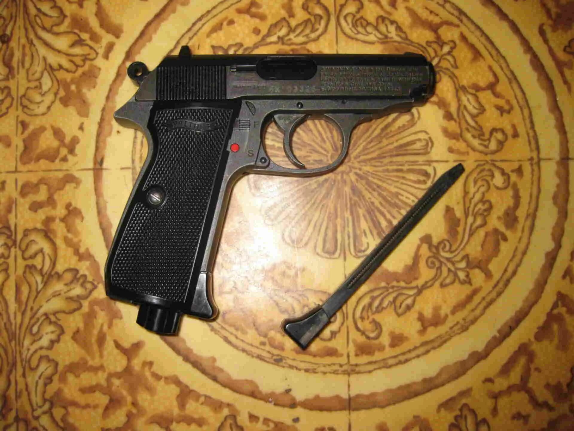 Купить пневмат бу. Crosman Walther PPK/S. Crosman Walther PPK/S запчасти. Пневмат бу.