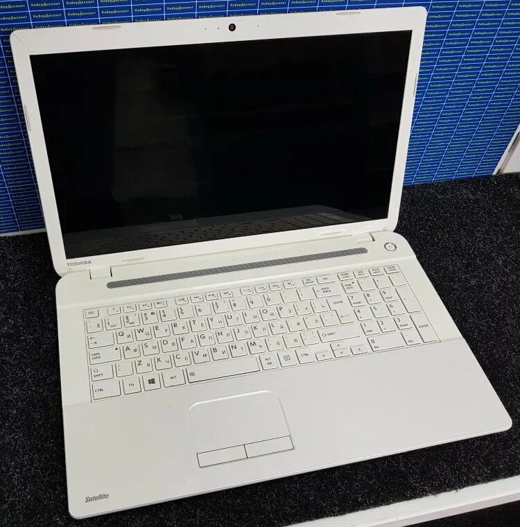 От 5 c до 70 c. Toshiba Satellite 70. Toshiba Satellite c50 a k5k. Toshiba c70-a-k2w. Toshiba c50-a507.