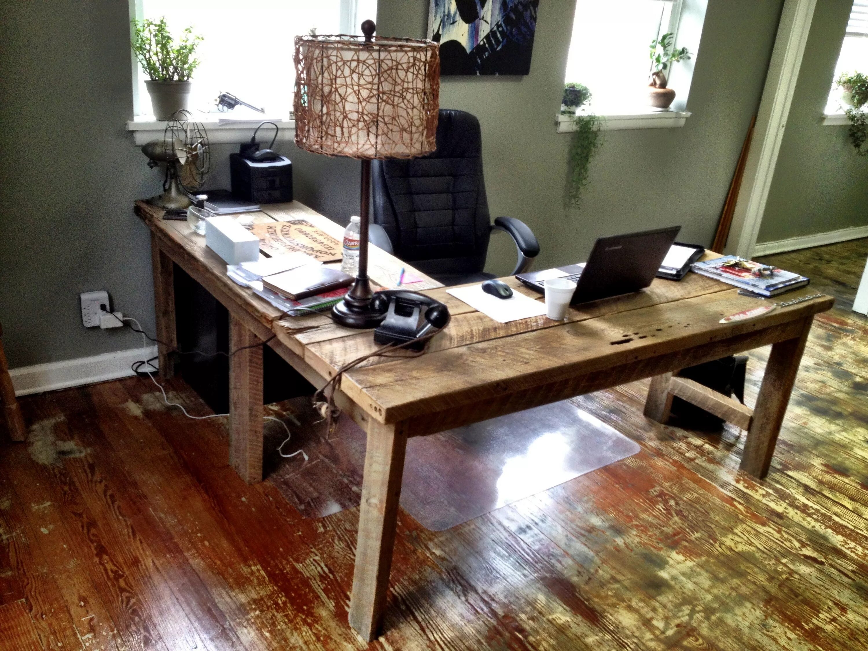 Classroom desk. Those desks. Those desks. Письменный стол мидсенчури. Лексвик стол письменный.