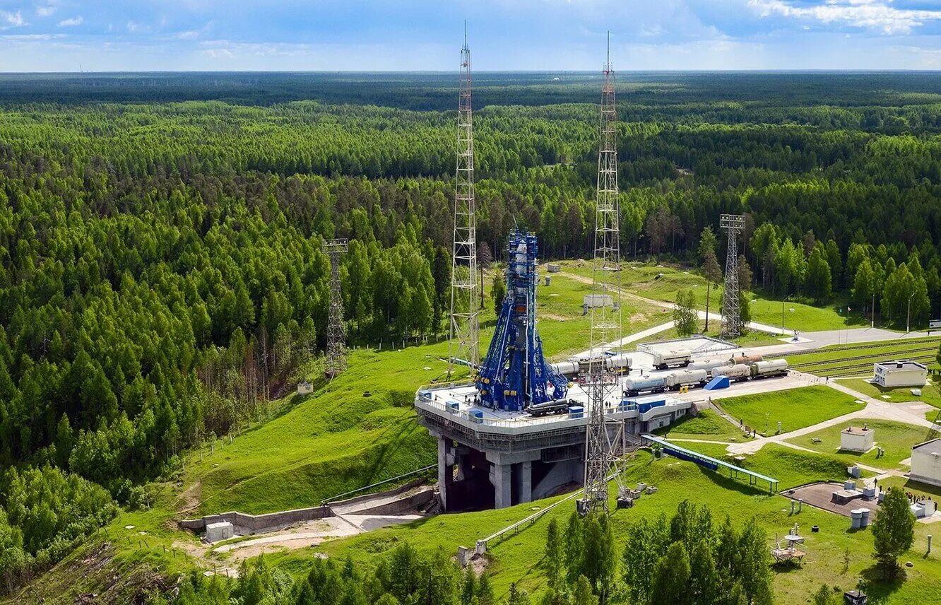 Космодром. Космодром мирный архангельская область. мирный космодром плесецк. мирный архангельская область космодром плесецк. город мирный архангельская область космодром.