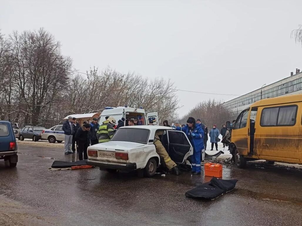 Аварии в области за неделю. Авария в Донском Тульской. ДТП В Донском Тульской области. Авария Донской Тульская область. ДТП В Донском Тульской.