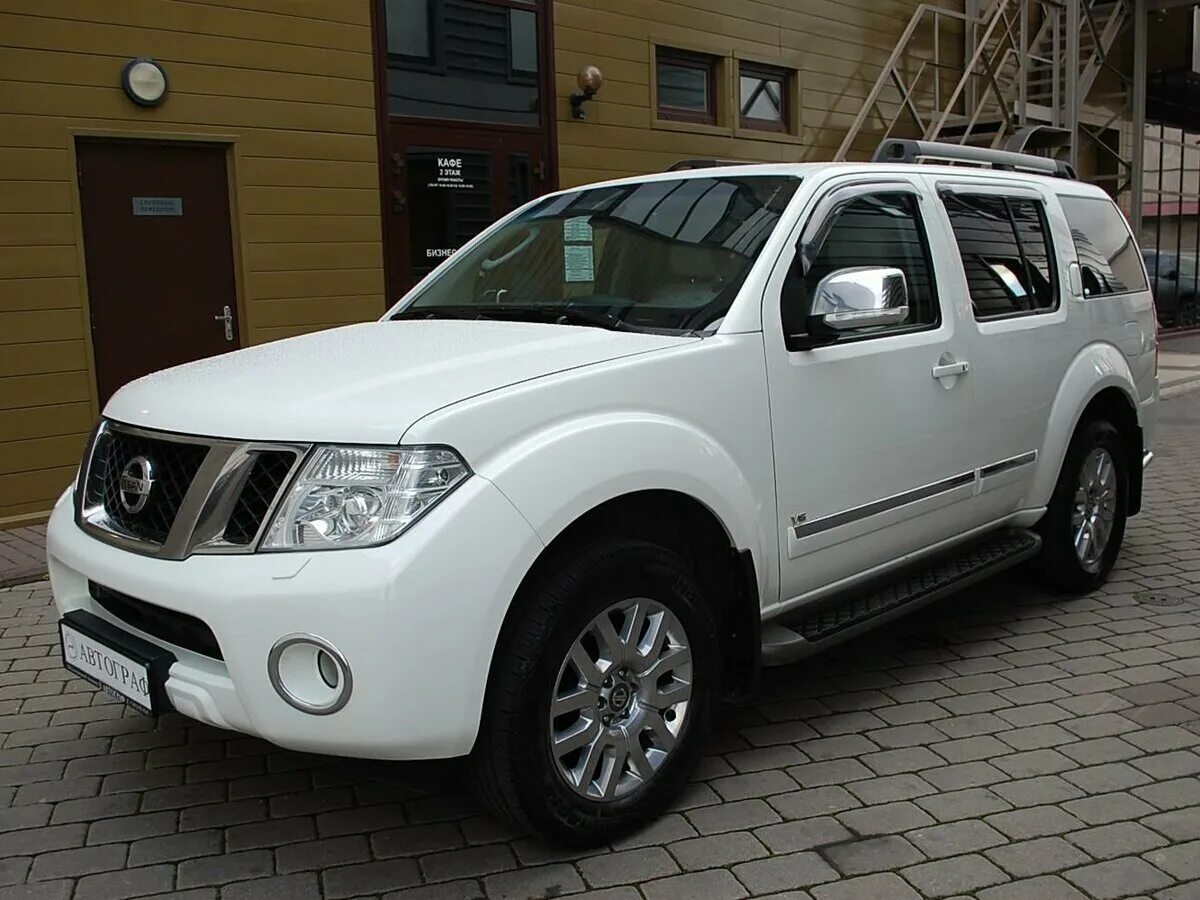 Nissan Pathfinder 2011. Nissan Pathfinder III 2011. Nissan Pathfinder 3.0 2011. Nissan Pathfinder 2011 белый. Купить ниссан в рф