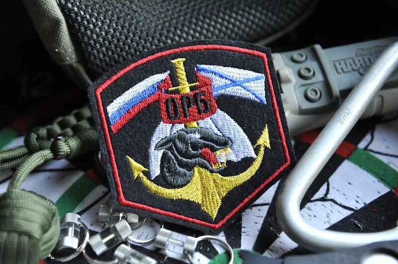 Peugeot nautilus (1997). Российские шевроны на липучке. 417 орб шеврон. Машина с двойными шевронами 7 букв. Машина с двойными шевронами 7 букв.