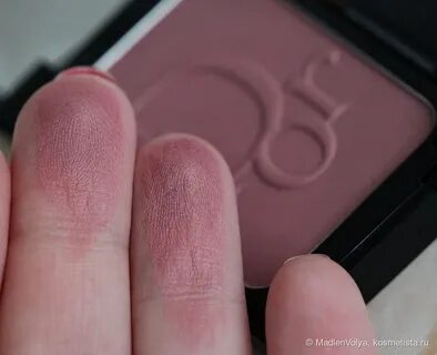 Dior blush 100