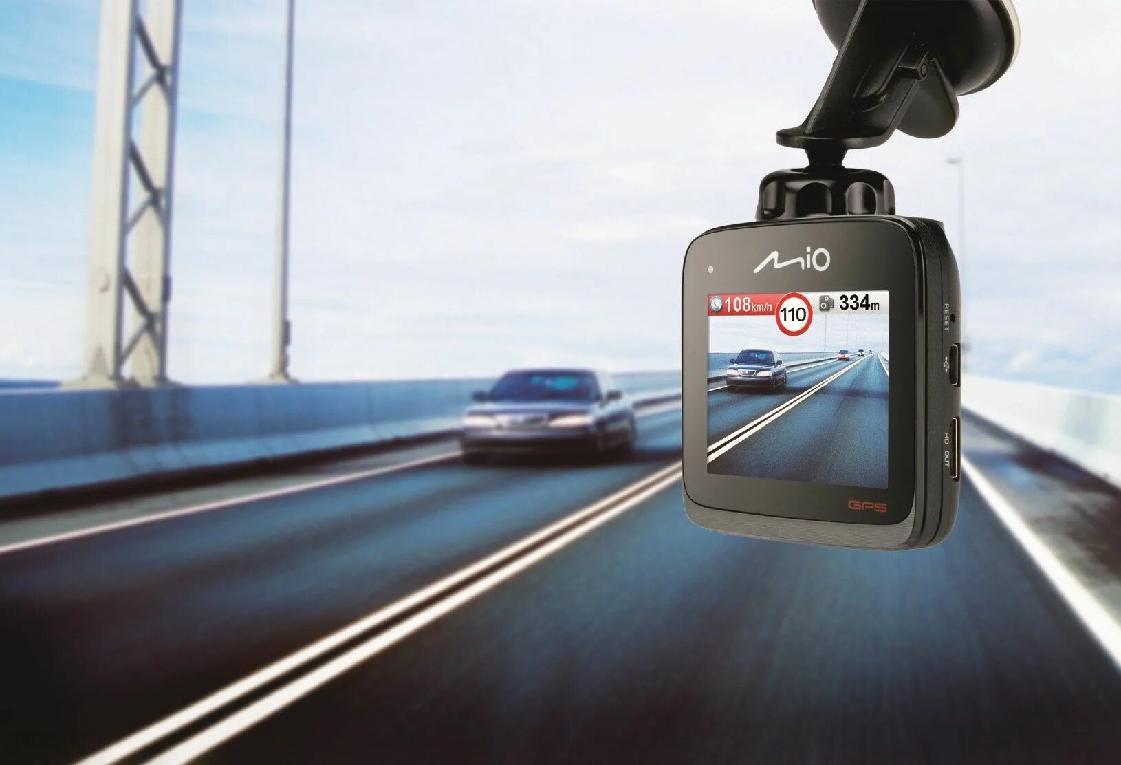 Видеорегистратор тормозит. Видеорегистратор mio mivue 568. mio mivue 388. mio mivue d22 gps. mio mivue c322.