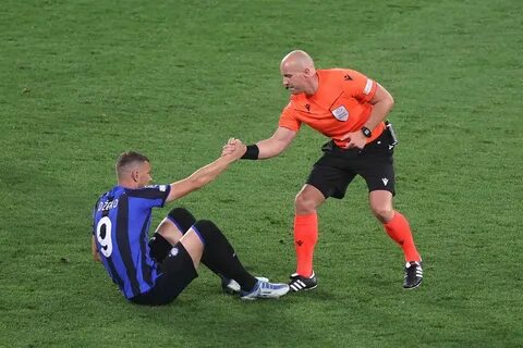 Форвард забросил две