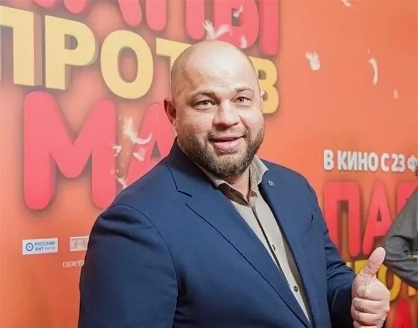 Она теперь мусор по берегам собирает" - Участник "Уральских пельменей" унизил "с