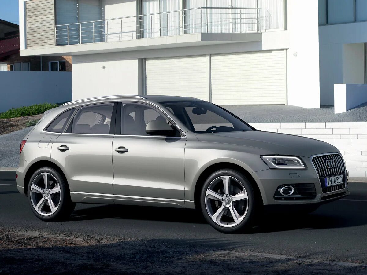 Л 5 2012. Audi q5 2012. Audi q5 2013. Ауди ку 5. Audi q5 2016.