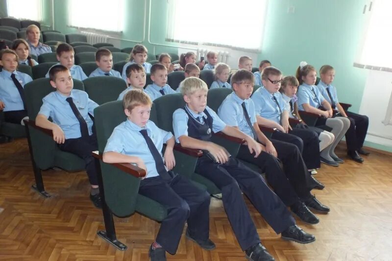 Полицейская школа в Киселевске .. Полицейский класс в школе. Школа интернат полиции Кемерово. Прокурор Киселевска. Интернат полиции