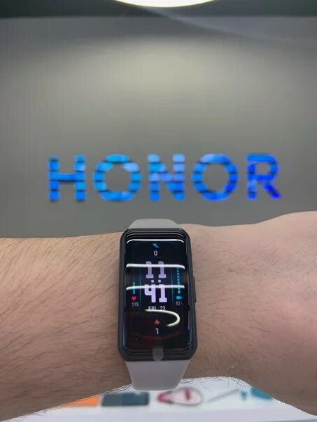 Фитнес часы хонор банд 6. Хонор бэнд 6. Часы хонор бенд 4р7д6. Honor band 6 китайская версия. Honor band 6 (серый).
