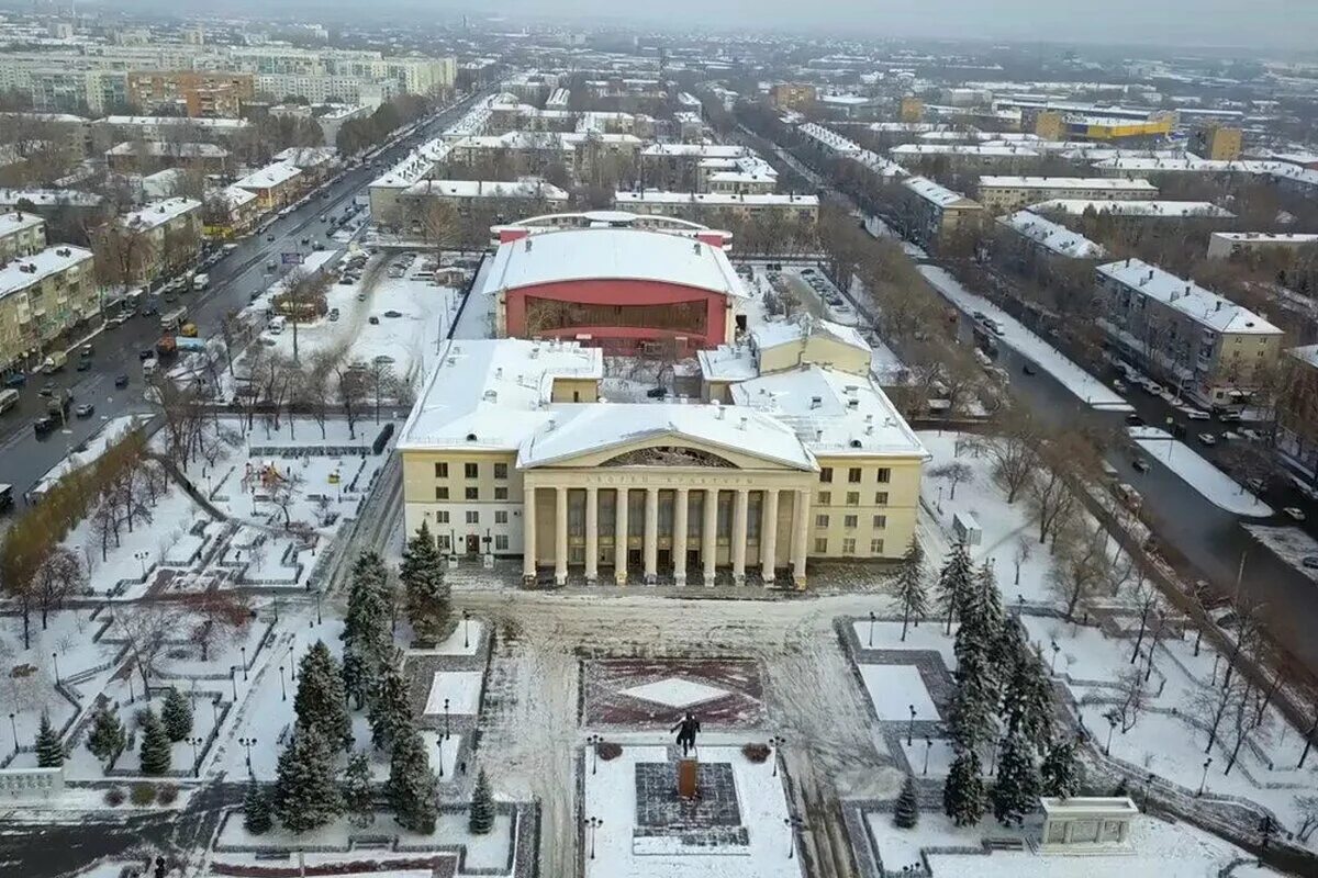 Пл имени. Площадь Кирова Самара. ДК имени Литвинова Самара. Дворец имени Кирова Самара. Самара ДК имени Кирова.