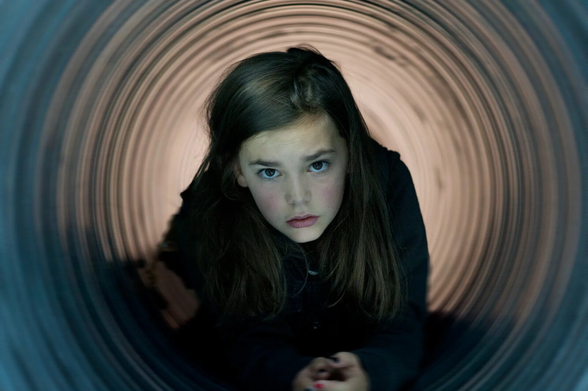 девочка со сверхспособностями. девять жизней хлои кинг (2011). девушка электричество. девочка со сверхспособностями. внеземное эхо 2014.