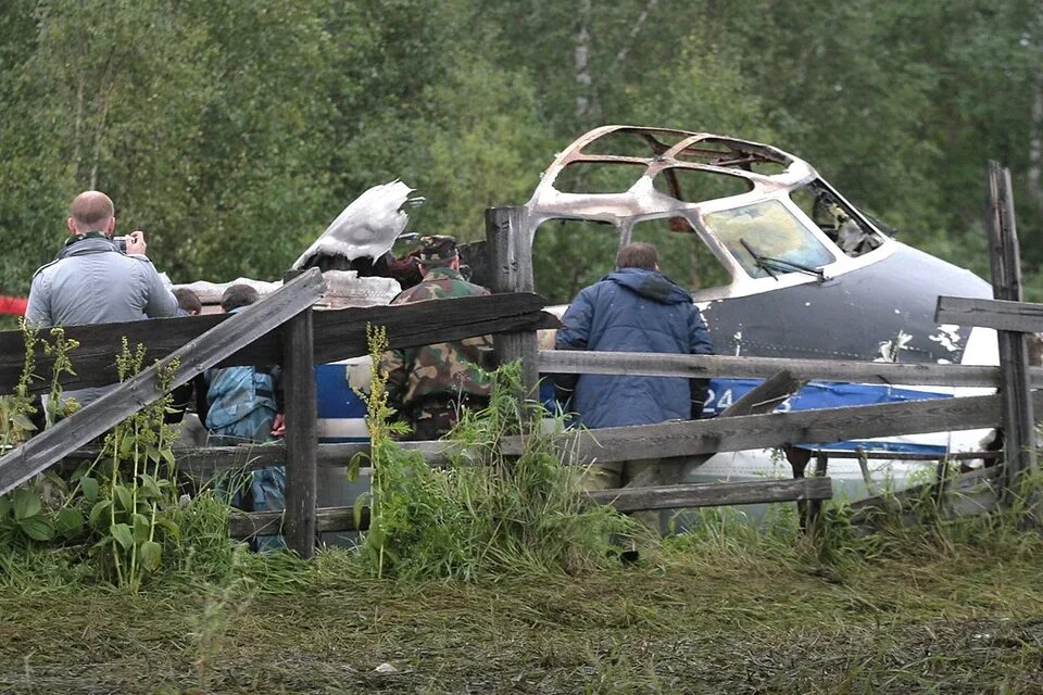 АН-28 Палана катастрофа. Крушение самолёта АН-28 на Камчатке в 2012. АН 26 Палана. АН 28 Камчатка. 5 октября трагедия