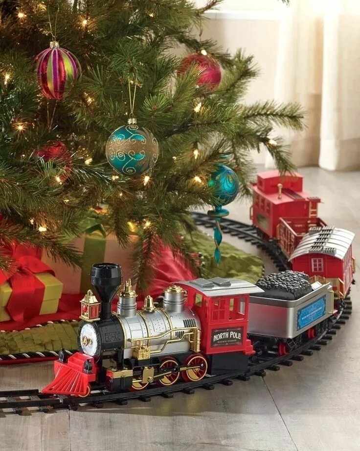 Christmas trains. Новогодний паровоз. Новый год в поезде. Christmas trains. Великий устюг паровоз 2022.