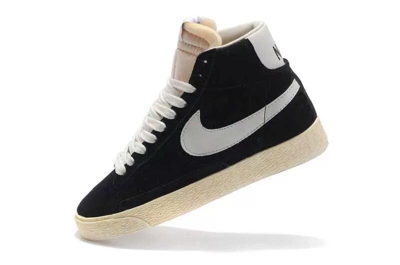 Блейзеры найк оригинал. Nike Blazer Mid 77. Nike Blazer High. Nike Air Blazer Mid 77. Nike Blazer Mid зимние.