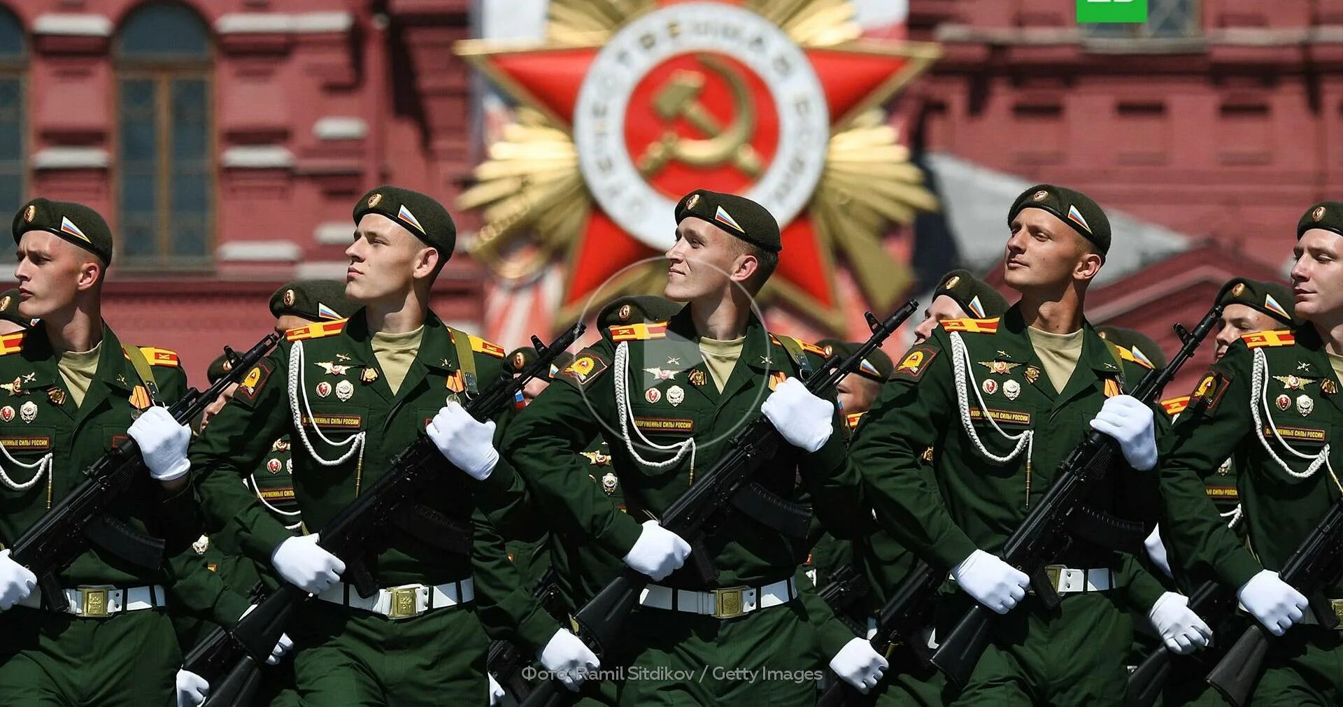 Парад войск в москве. МВОКУ парад. МВОКУ парад Победы. Военный парад 9 мая в Москве. 9 Мая парад Победы в Москве.