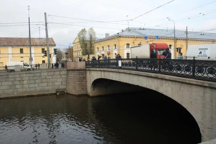 Музей мостов в санкт-петербурге. Лермонтовский мост санкт-петербург. Лермонтовский мост санкт-петербург. Египетский мост на фонтанке. Лермонтовский мост санкт-петербург.