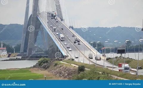 Выпуклый мост имеет