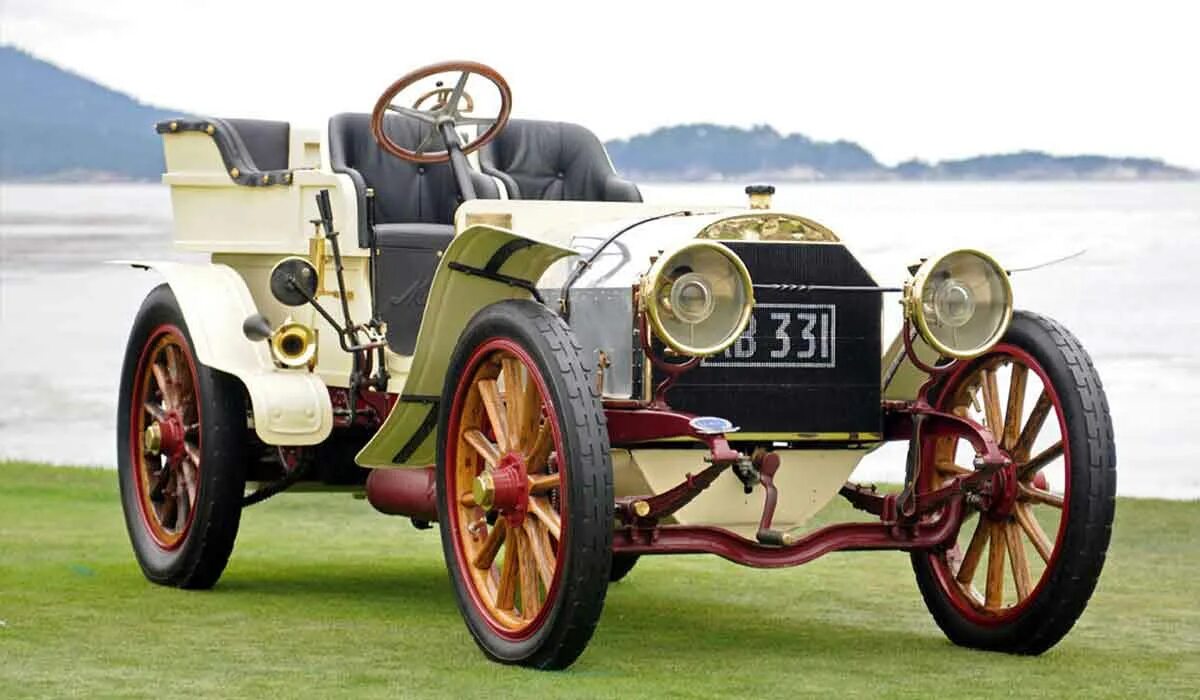 Первый автомобиль количество. Mercedes Benz Simplex 1904. Mercedes 35hp 1901. Mercedes Simplex 60 PS. Mercedes Benz 1902.